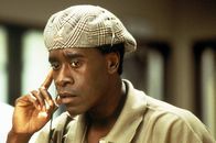 Volcano – Emmit Reese (Don Cheadle) hat nun die Gewissheit: Lavamassen drohen die Millionenstadt Los Angeles unter sich zu begraben ,,,