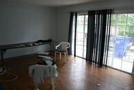 Die Super-Makler - Top oder Flop? – Das renovierungsbedürftige Haus in Torrance hat Potential, doch Risse im Fundament stellen ein Problem dar.