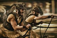 Those About to Die – (l-r) Dimitri Leonidas als Scorpus, Eneko Sagardoy als Andria