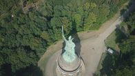 Entscheidung auf dem Schlachtfeld – Sein Sieg in der Varusschlacht macht den Cheruskerfürsten Arminius zum germanischen Mythos.