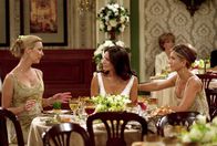 Friends – (v.l.n.r.) Phoebe Buffay (Lisa Kudrow); Monica Geller-Bing (Courteney Cox); Rachel Green (Jennifer Aniston)