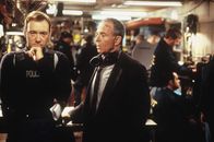 Verhandlungssache – Sabian (Kevin Spacey, l.) und Dannys Vorgesetzter Frost (Ron Rifkin) besprechen die weitere Vorgehensweise.