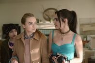 Adventures in Babysitting – Adventures in Babysitting (2016)
