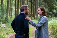 Die Agentin – Rachel (Diane Kruger) wendet sich vertrauensvoll an ihren Mossad-Verbindungsmann Thomas Hirsch (Martin Freeman), der sich bisher immer für sie eingesetzt hat.