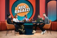 Neo Ragazzi – "Neo Ragazzi" mit Tommi Schmitt und Sophie Passmann: von links: Parsjad, Sophie Passmann, Joko Winterscheidt, Tommi Schmitt und Christoph Kramer