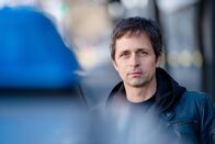 Täter - Opfer - Polizei extra! – Uwe Madel moderiert die Sendung.