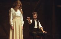 The Illusionist – Eines Tages trifft der berühmte Illusionist Eisenheim (Edward Norton, r.) im Wien der Jahrhundertwende während einer Vorstellung auf seine Jugendliebe Sophie (Jessica Biel, l.), die mittlerweile mit dem österreichischen Kronprinzen Leopold liiert ist, der den Magier des Betrugs überführen möchte - koste es, was es wolle ...