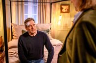 Sturm der Liebe – Christoph (Dieter Bach, l. mit Erich Altenkopf, r.) erfährt perplex, dass man in seinem Blut ein Schlafmittel gefunden hat.; ARD STURM DER LIEBE FOLGE 4279 Uhr im ERSTEN. Christoph (Dieter Bach, l. mit Erich Altenkopf, r.) erfährt perplex, dass man in seinem Blut ein Schlafmittel gefunden hat.