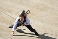 Scorpion – Cabe (Robert Patrick) muss einen Riss im Damm schließen. Doch ist damit wirklich das Problem gelöst?