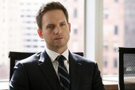 Suits – Suits (2018)