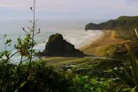 Terra X: Unsere Kontinente – Die Māori gaben Neuseeland den Namen Aotearoa - das Land der langen weißen Wolke.