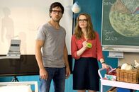Fack Ju Göhte 2 – L-R: Zeki Müller (Elyas M'Barek) und Lisi Schnabelstedt (Karoline Herfurther)