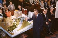 John F. Kennedy - Tatort Dallas – Jim Garrison (Kevin Costner, M.)
