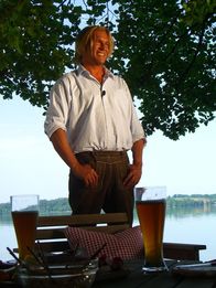 Tramitz and Friends – Das berühmteste Hansi-Hinterseer-Double der Welt: Christian Tramitz in "Tramitz & friends"