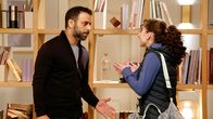 Rote Rosen – Mo (Yunus Cumartpay) bestätigt Leyla (Alinda Yamaci), dass die Trennung eine gemeinsame Entscheidung war.