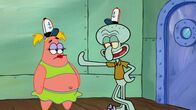 SpongeBob Schwammkopf – L-R: Patrick als Patricia, Squidward
