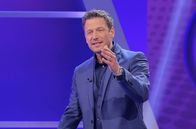 Meister des Alltags – Moderator Florian Weber as host.