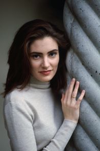 The Avenger - Durst nach Rache – Mädchen Amick