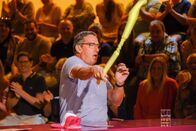 Was gibt es Neues? - Classics – Viktor Gernot.