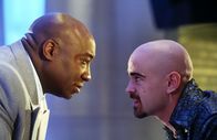 Daredevil – Als dem Gangsterboss Kingpin (Michael Clarke Duncan, l.) klar wird, dass sich Daredevil an seine Fersen geheftet hat, heuert er den irischen Killer Bullseye (Colin Farrell, r.) an ...