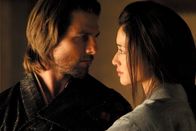 Last Samurai – Schon bald verliert Nathan (Tom Cruise, l.) sein Herz an die attraktive Taka (Koyuki, r.)