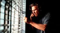 Arlington Road – Für den misstrauisch gewordenen Michael Faraday (Jeff Bridges) wird das Beschatten seines Nachbarn Oliver Lang zur Obsession. Weiteres Bildmaterial finden Sie unter www.br-foto.de.