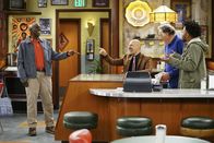 Superior Donuts – Superior Donuts (2017)