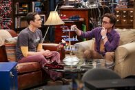 The Big Bang Theory – Jim Parsons (Sheldon l.); Johnny Galecki (Leonard r.)