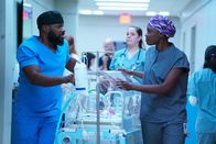Atlanta Medical – Dr. AJ Aust (Malcom-Jamal Warner, l.); Dr. Mina Okafor (Shaunette Renée Wilson, r.)