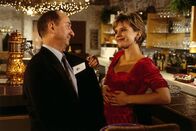 Diese Drombuschs – Marion (Susanne Schäfer) möchte die "Katakomben" gerne in ein Nachtlokal verwandeln. Um die dafür notwendige Konzession von Herrn Pölzer (Heinz Rennhack) vom Ordnungsamt zu bekommen, macht sie ihm ein unmoralisches Angebot.