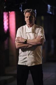 In Teufels Küche mit Gordon Ramsay – Sternekoch Gordon Ramsay besucht gastronomische Krisenherde und hilft, wirtschaftliche und kulinarische Missstände zu beseitigen ...
