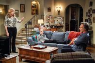 Mom – (v.l.n.r.) Bonnie (Allison Janney); Christy (Anna Faris); Adam (William Fichtner)