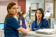The Night Shift – Jill Flint (Dr. Jordan Alexander), Tanaya Beatty (Dr. Shannon Rivera).