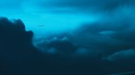 True Stories: Flug MH370 - Verschollen über dem Meer – 8. März 2014: Flug MH370 verschwindet auf seinem Weg von Kuala Lumpur nach Peking plötzlich vom Radar.