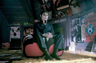 Dark Shadows – Nachdem Barnabas Collins (Johnny Depp) nach 200 Jahren aus seinem Grab befreit wurde, ist die Gegenwart ein Kulturschock für ihn, denn diese Welt ist so ganz anders als die, die er einst kannte.