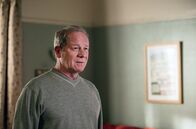 Mum – Michael (Peter Mullan) wollte eigentlich Cathy helfen.