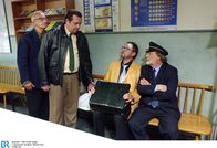 München 7 – Von links: "Mr. Nobody" (Philipp Sonntag), Xaver Bartl (Andreas Giebel), Rudolf Kalisch (Erich Hallhuber jun.) und der U-Bahn-Heinzi (Wolfi Fischer).