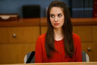 Community – Community Staffel 5 Folge 6 Setzt sich für Greendale ein: Alison Brie als Annie Edison Copyright: SRF/2014 Sony Pictures Television Inc. and Open 4 Business Productions LLC.