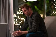 Colony – Pictured: Will Bowman (Josh Holloway)