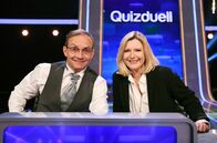 Quizduell – Moderatorin, r.).