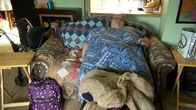 Mein Leben mit 300 kg – Kirsten is resting, and does not feel well.