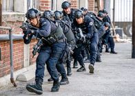 S.W.A.T. – Shemar Moore (Daniel ‚Hondo‘ Harrelson), Jay Harrington (David Kay), David Lim (Victor Tan).