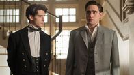 Grand Hotel – Andrés (Llorenç González, l) und Julio (Yon González, r)