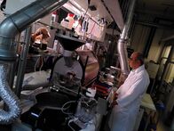 Terra X: Kaffee - Geheimnisse eines Wundertranks – Prof. Dr. Chahan Yeretzian im Kaffeelabor der Zürcher Hochschule für Angewandte Wissenschaften.