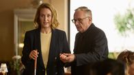 Die Heiland - Wir sind Anwalt – Romy Heiland (Christina Athenstädt, M.) ist im Geldwäsche-Prozess auf die Unterstützung von Oberstaatsanwalt Dr. Wolfgang Tümmler (Bernhard Schir, r.) angewiesen.