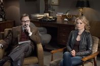 Community – Dr. Heidi (John Hodgman, l.); Britta Perry (Gillian Jacobs, r.)