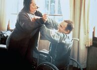 Misery – Aussichtsloser Kampf: Kathy Bates als Annie Wilkes, James Caan als Paul Sheldon