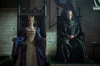 The White Princess – Elizabeth von York (Jodie Comer, l.); Henry VII. (Jacob Collins-Levy, r.)