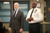 Brooklyn Nine-Nine – Frank Dillman (J.K. Simmons, l.); Ray Holt (André Braugher, r.)