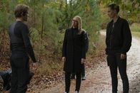 MacGyver – Angus MacGyver (Lucas Till, l.); Gwendolyn Hayes (Jeri Ryan, r.)